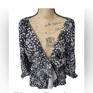 Flawless~ Floral print blouse